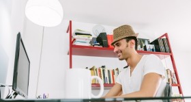 Effizient arbeiten im Home Office? Tipps für Organisation & Büroeinrichtung